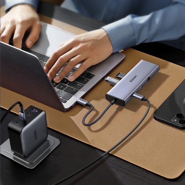 UGREEN 9-portni USB-C HUB 3xUSB-A,1xHDMI 4K 60, 1xVGA, 1xUSB-C PD 100W, 1xRJ45, 1xSD, 1xTF, sivi - Slika 8